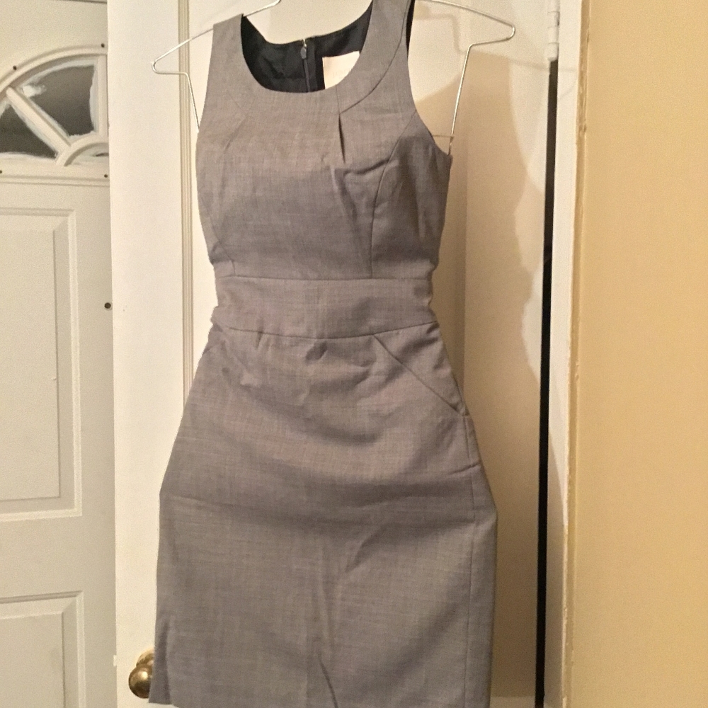 Women's dress
